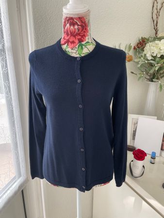 NEU 100% Merino feine Strickjacke NULU XS / S