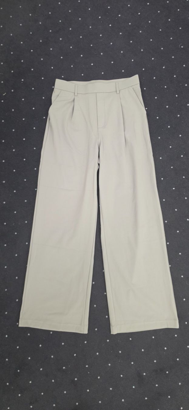 Halara Pantaloni: Halara Flex DayStretch Sweatpants / Hose – Nuovo (secondo la descrizione) da Willerzell venduto da Nox4you