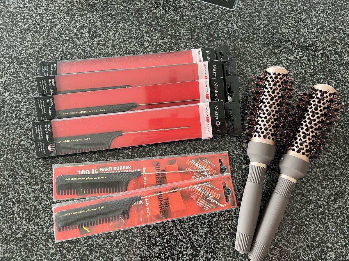 Altro per la cura dei capelli: Coiffeur Artikel – Nuovo (secondo la descrizione) da Döttingen venduto da Steinklopferin