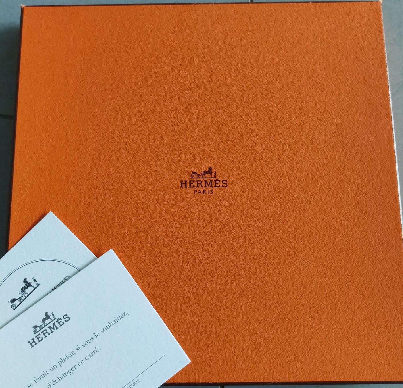 Hermès Foulard & Sciarpe: Hermès Foulard Seide 90 – Usato da Uerikon venduto da AnnaL 4