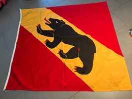 Fahne/Flagge Kanton Bern rot gelb schwarz Size 135 x 140 cm