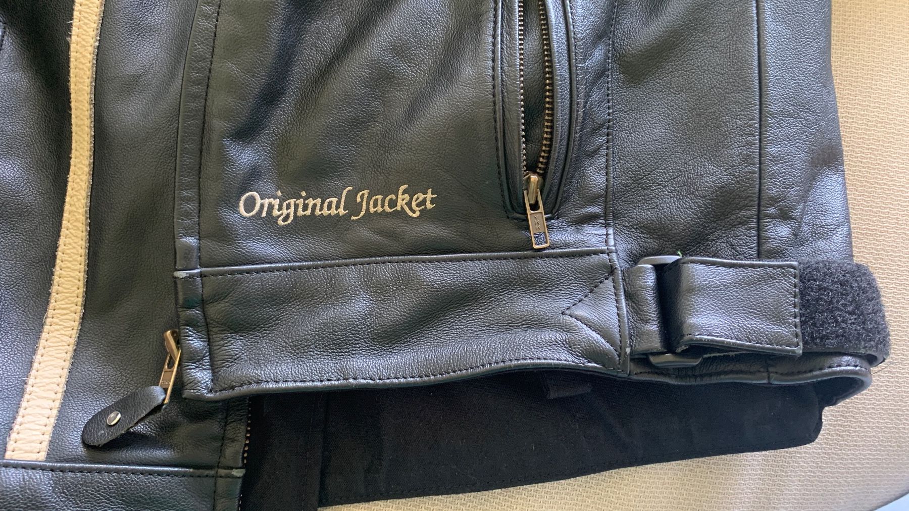 Giacche: Veste moto cuir Bering – Usato da Biel/Bienne venduto da joogloo 4
