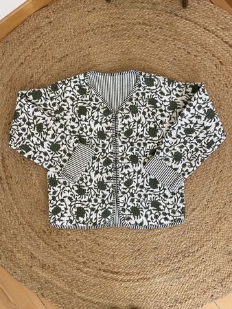 Jacke mit Blumenmuster Grösse S