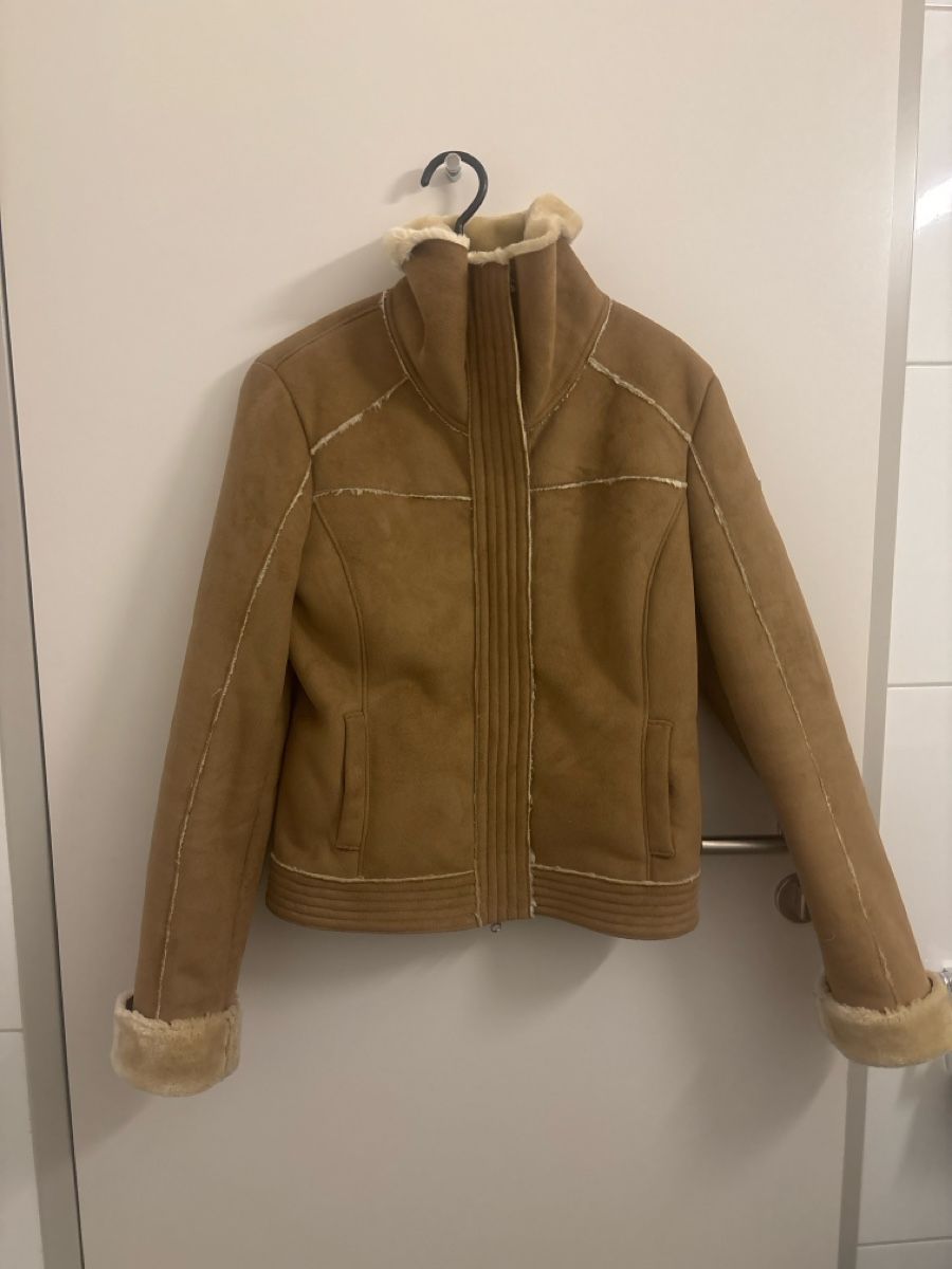 Giacche: Armani Jeans Beige Winterjacke Gr. 40 – Nuovo (secondo la descrizione) da Feusisberg venduto da LadyLook