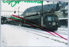 Bahnhof Spiez. BLS Be 4/4 mit Regionalzug. Foto.