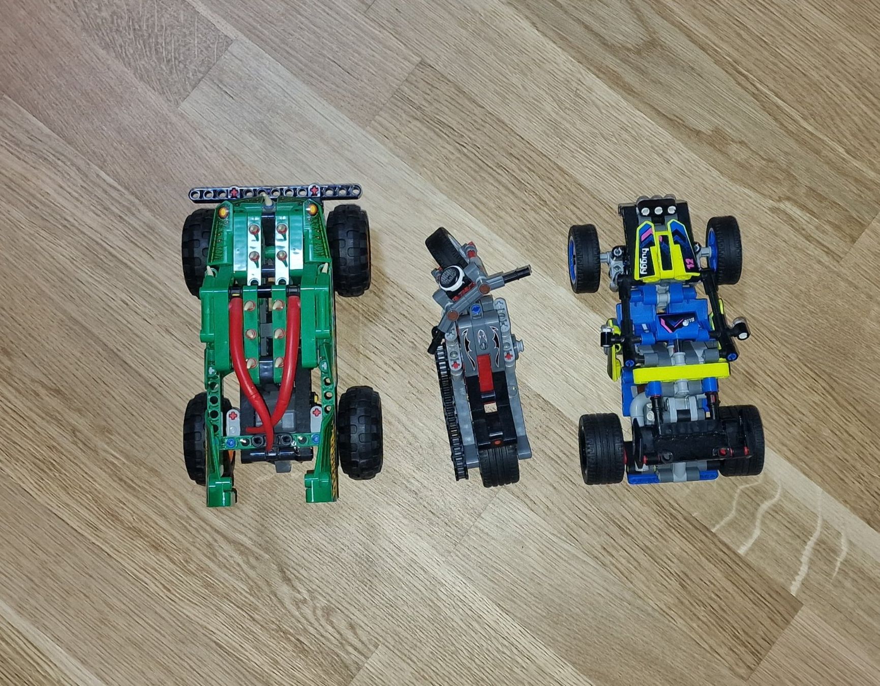 Lego Giocattoli: Lego Technic Motorrad , Offroad Buggy , Monstertruck – Usato da St. Gallen venduto da mah_c2qp 2