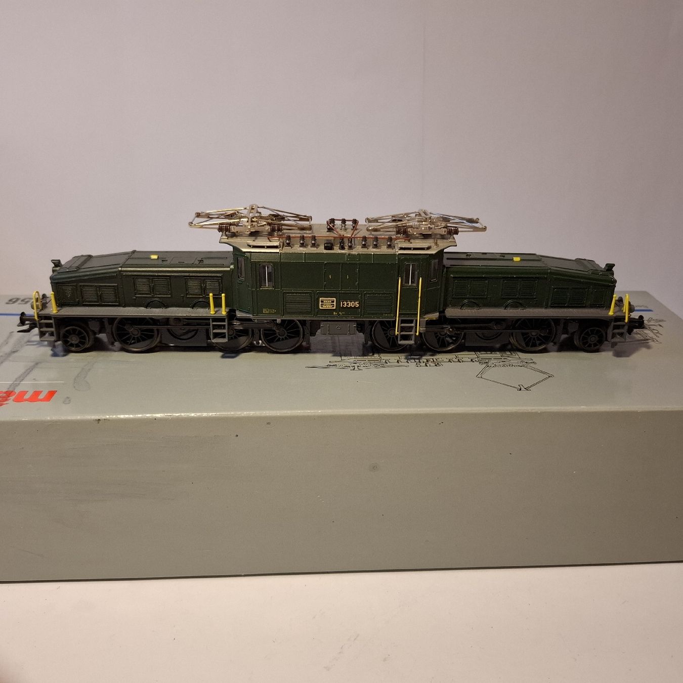 Märklin Modellini di ferrovie: Märklin Krokodil 13305 – Usato da Sargans venduto da Pfiffii 7
