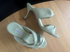 Aquazzura Slingbacks