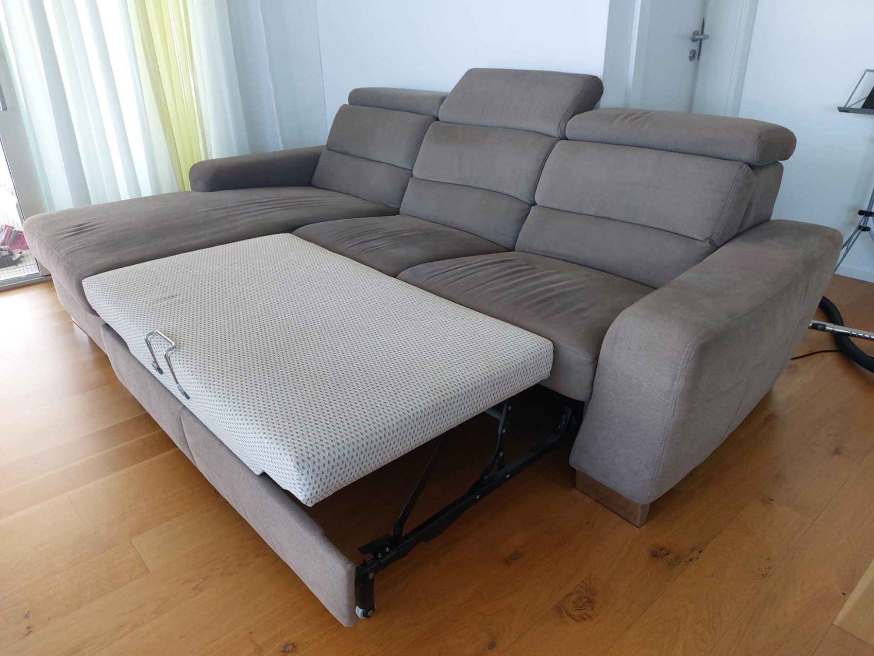 Sofas: Ecksofa braun mit Bettfunktion und Stauraum – D'occasion à Rain par Flokaiser 2
