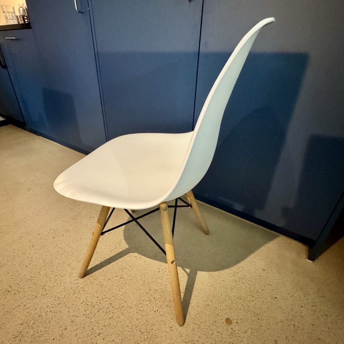 Sedie: EAMES/VITRA Replika Design Stuhl - Top Zustand! – Usato da Zürich venduto da VZN 2