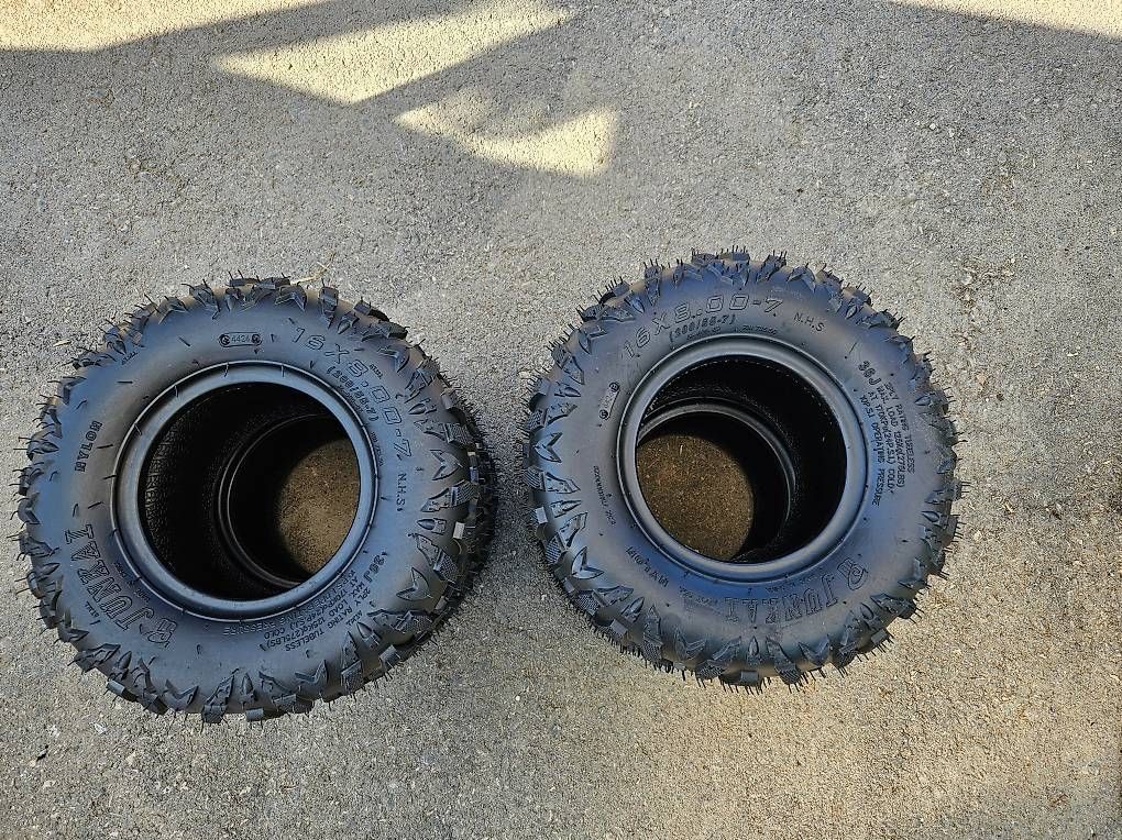 Pneumatici & Ruote complete: Pneus quad enfant – Usato da les verrières venduto da Lewydo 1