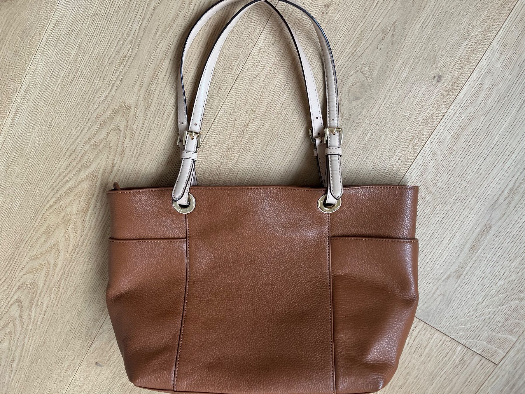 Michael Kors Borse da donna: Michael Kors Tasche, hellbraunes Leder, nie gebraucht – Nuovo (secondo la descrizione) da Kriens venduto da Hasebueb