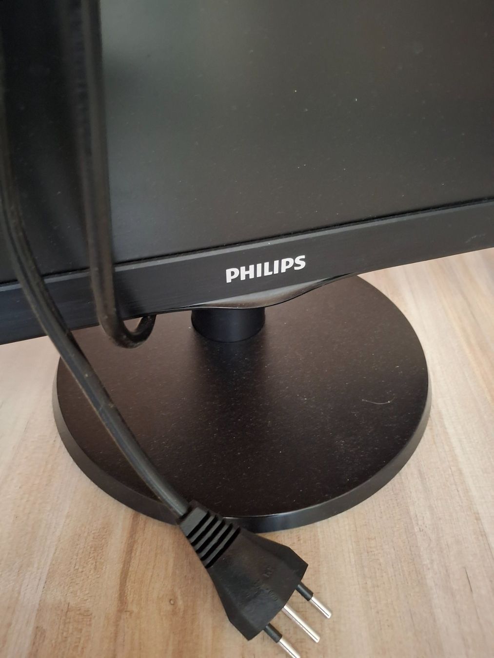 Ecrans: Monitor Philips – D'occasion à Wagen par Leleu 2