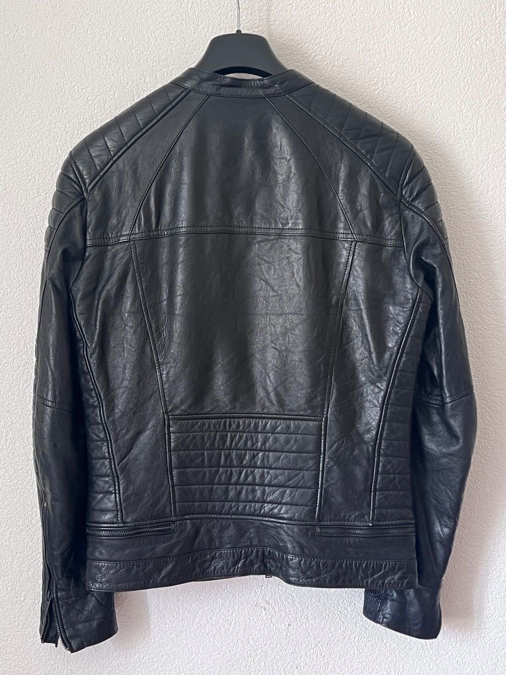 Bershka Giacche: Veste en cuir noir profond – Usato da La Chaux-de-Fonds venduto da art_x8mz 1