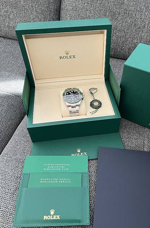 Rolex Orologi: Rolex Submariner 'Starbucks' NEU – Nuovo e nell'imballaggio originale da Wallisellen venduto da hsnxo 2