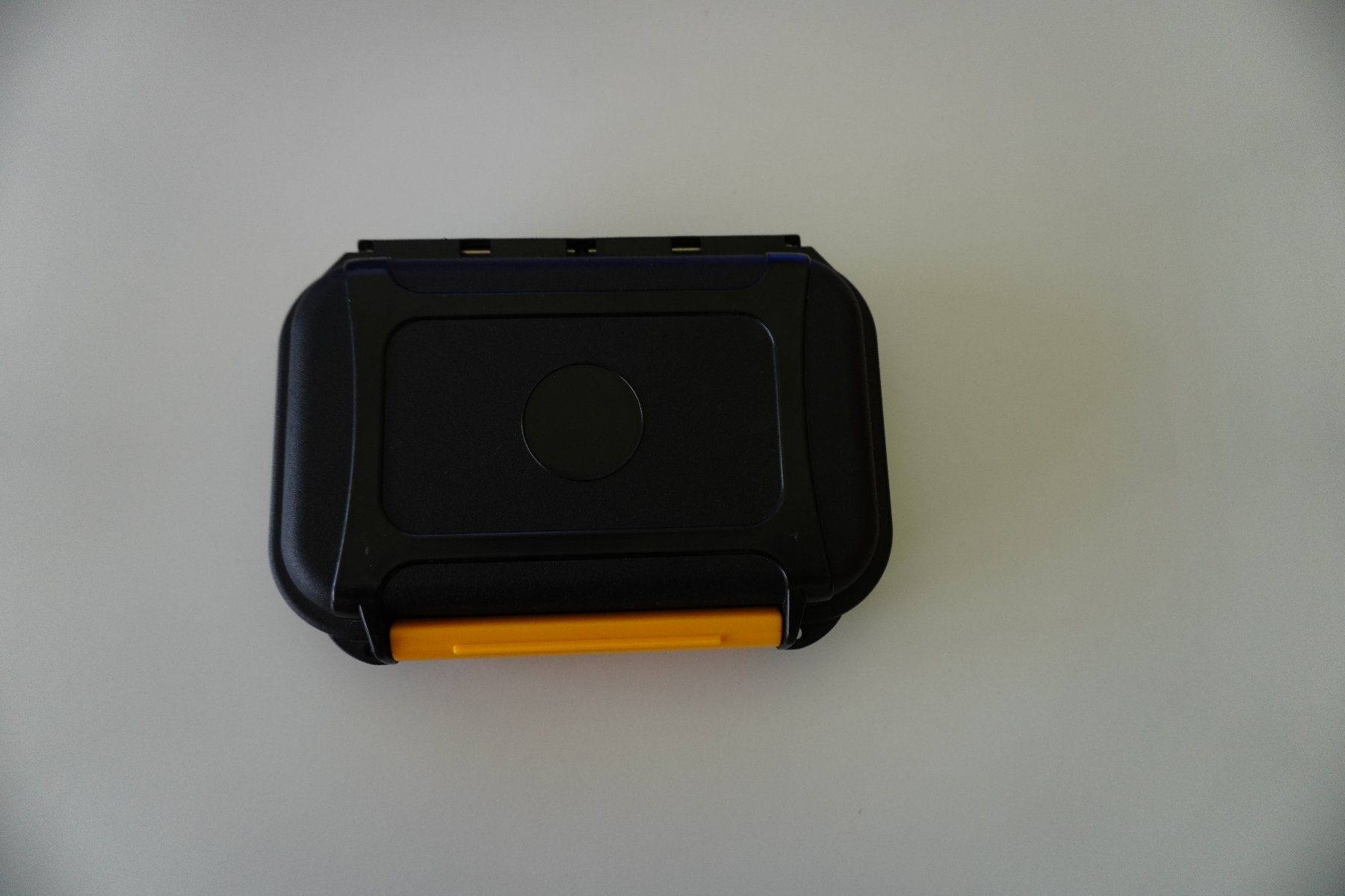 DJI Action Cam: DJI Osmo Action mit viel Zubehör – Usato da Henggart venduto da Salzi1 5