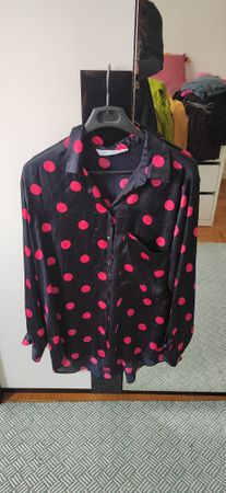 Chemise Zara noire à pois roses, taille L- Parfait état