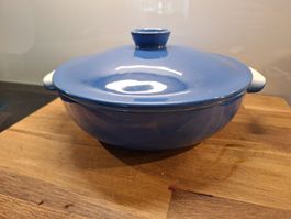 Emile Henry Keramiktopf blau mit Deckel Durchmesser 28cm