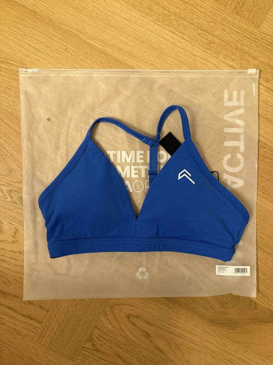 Tops: OnerActive Bralette - neu – Neuf avec emballage d'origine à Zürich par pmorger01 1