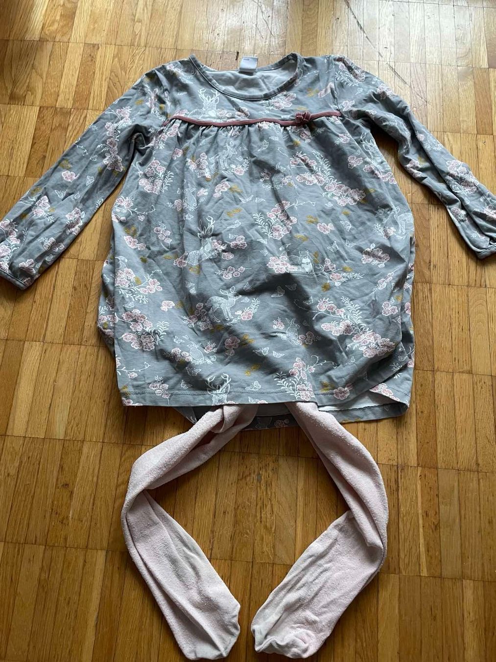 Lotti & Set di vestiti: Lindex Mädchen Kleid mit Strümpfhose Gr.122 – Usato da Volketswil venduto da AKozacenko 1