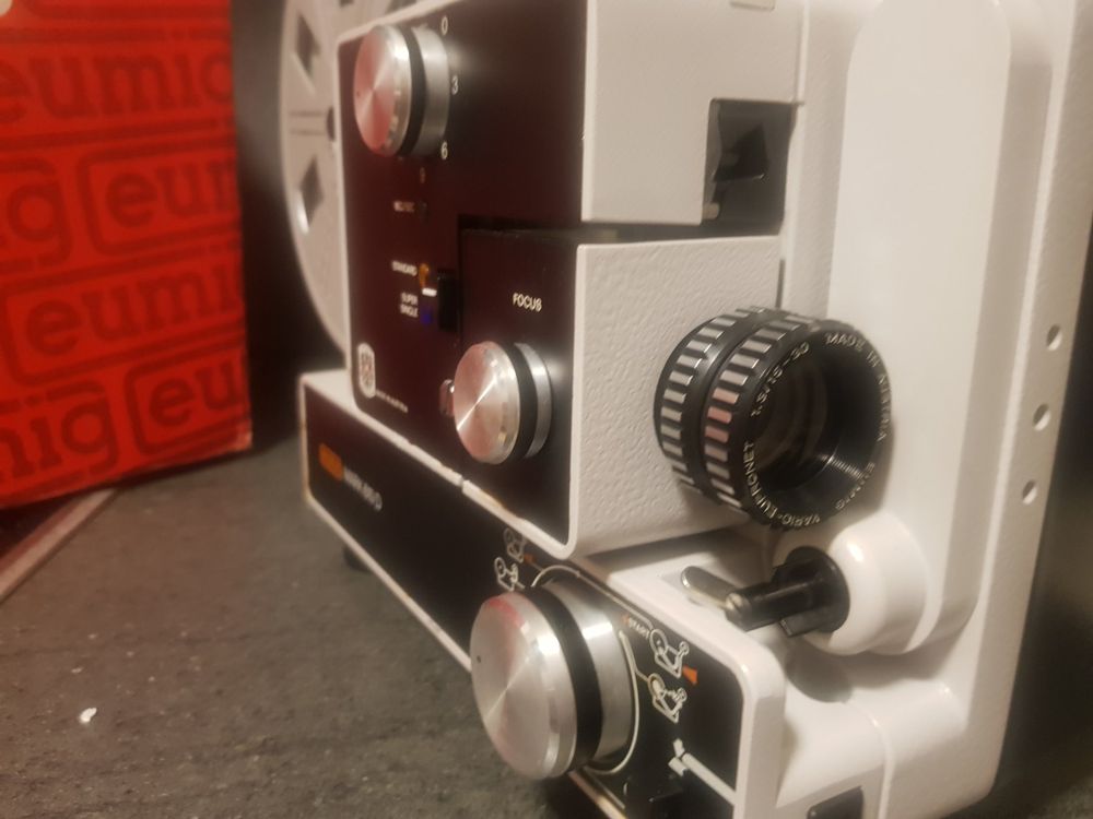 EUMIG 610D Super 8 Standard 8 Proiettore Pellicola Film Con - Foto 2