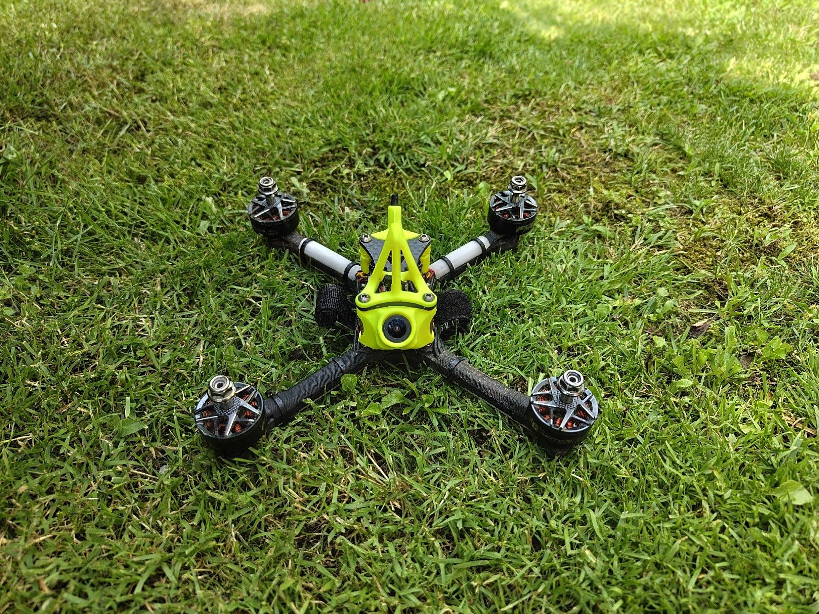 Schnittmuster: FPV Racer 5" MCK Frame Tmotor propulsion – Gebraucht aus Cugnasco von samgo94