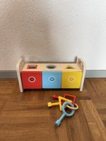 Holz Sortierspiel mit Schlüsseln guter Zustand