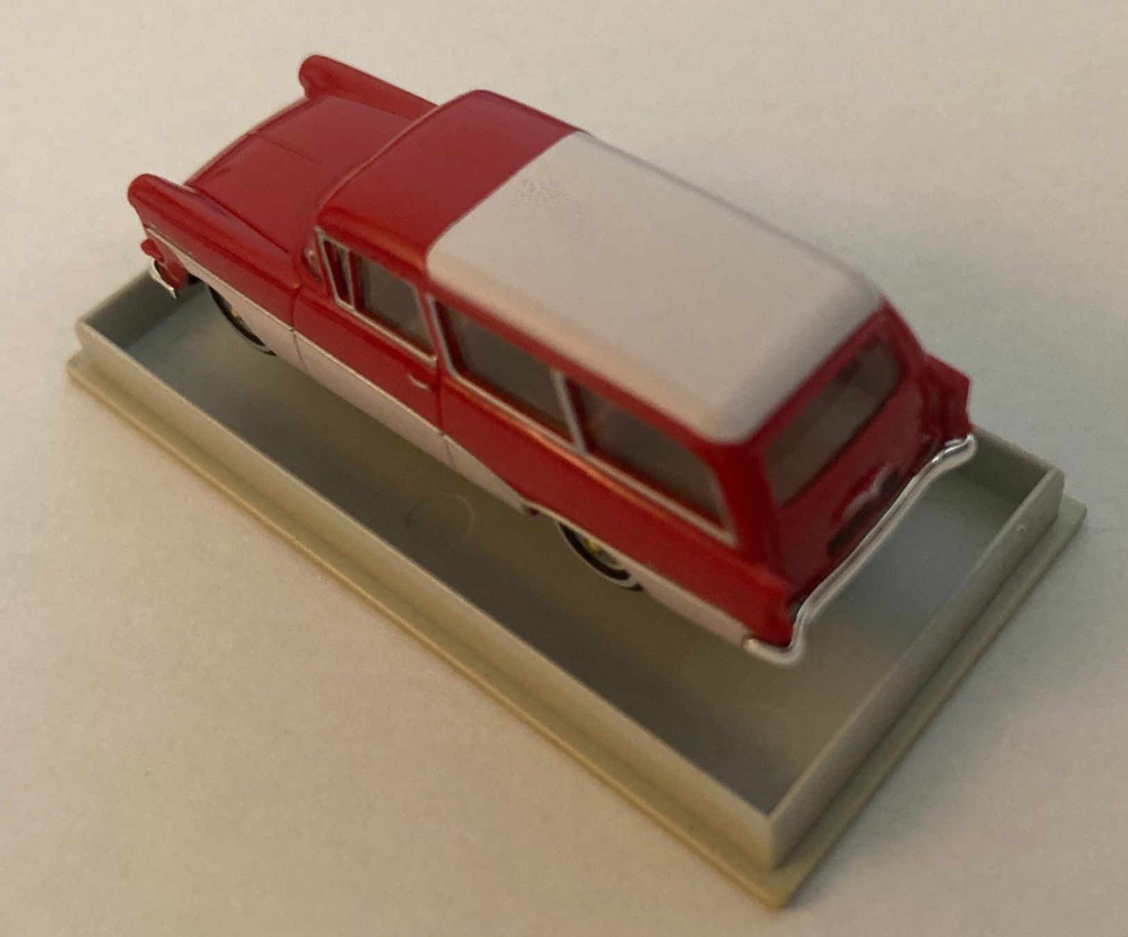 Brekina Modellautos: Opel Record - Caravan - Brekina - 1/87 - H0 – Neu und originalverpackt aus Stans von canberra04 2