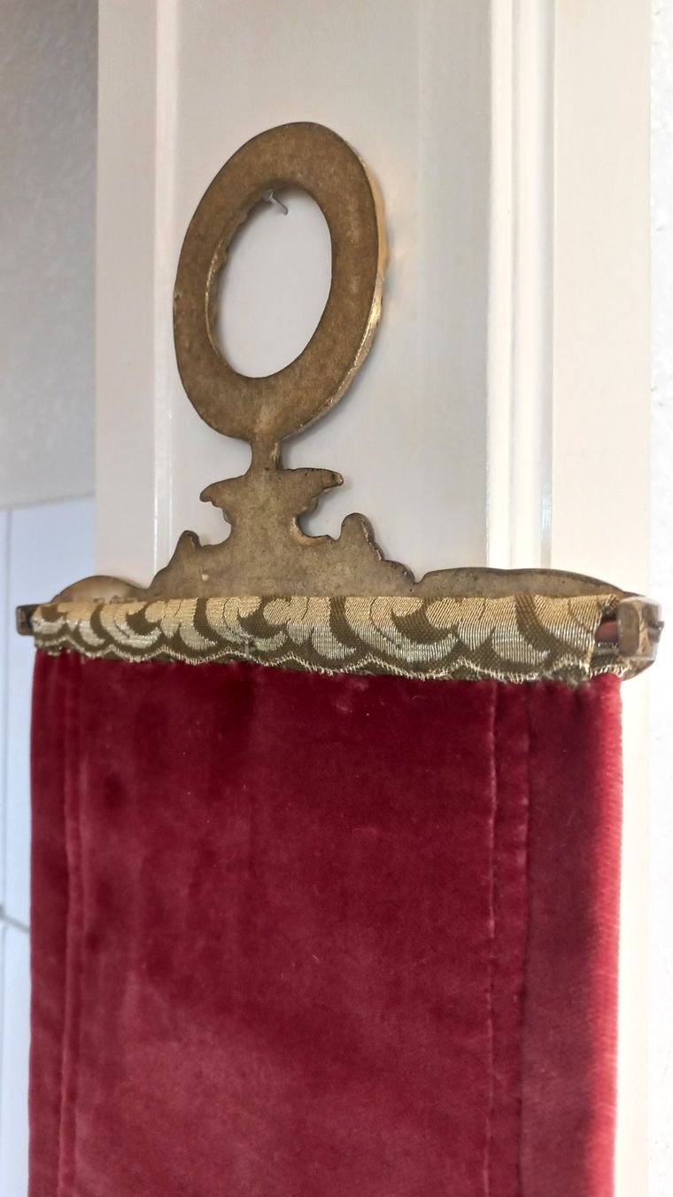 Teppiche: Antiker Gobelin / Wandbehang / Glockenzug – Gebraucht aus Bévilard von Orscha 7