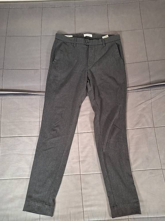 Hosen: Jack & Jones slim trousers – Gebraucht aus Kriens von Jeremyt05