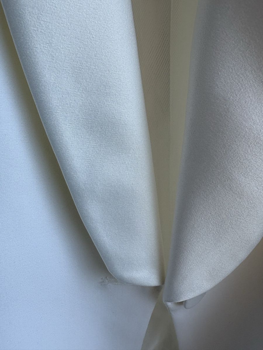 Zara Giacche: Zara Blazer M mit Smoking Kragen – Usato da Lamone venduto da Rfiero 5