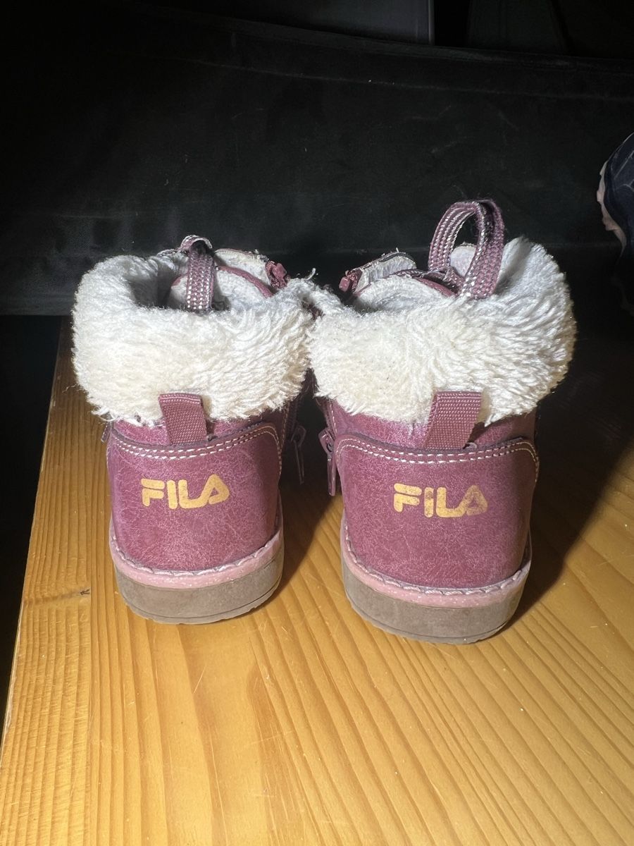 Fila Scarpe per ragazzi: Herbststiefel Gr 23 – Usato da Lützelflüh-Goldb venduto da F1tom 2