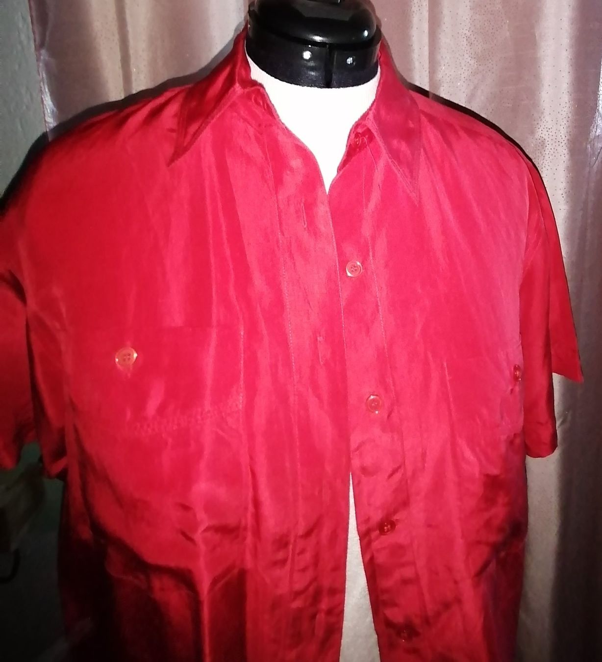 Camicette: Retro Seiden-Hemd-Bluse – Usato da Corcelles-près-Payerne venduto da RxOne_Krs 2