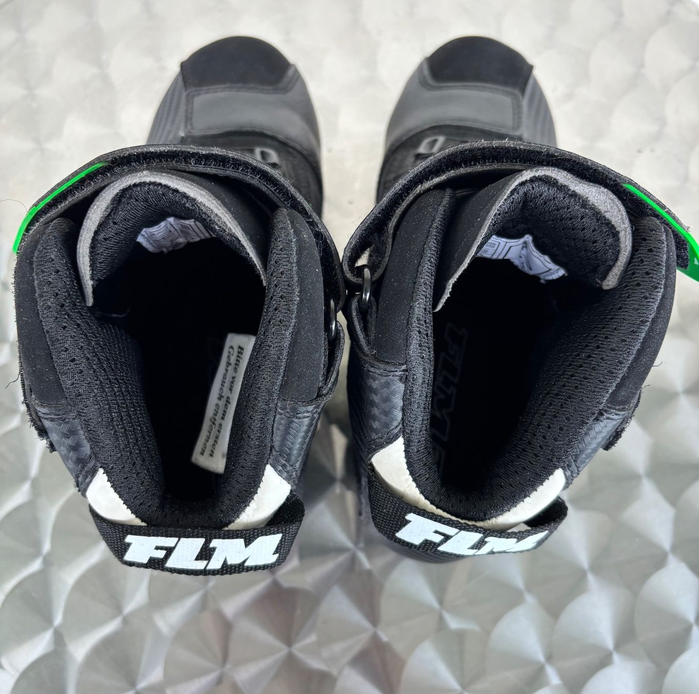 FLM Herrenschuhe: FLM Motorrad Sneaker - Grösse 39 – Gebraucht aus Ebnat-Kappel von Molton 4