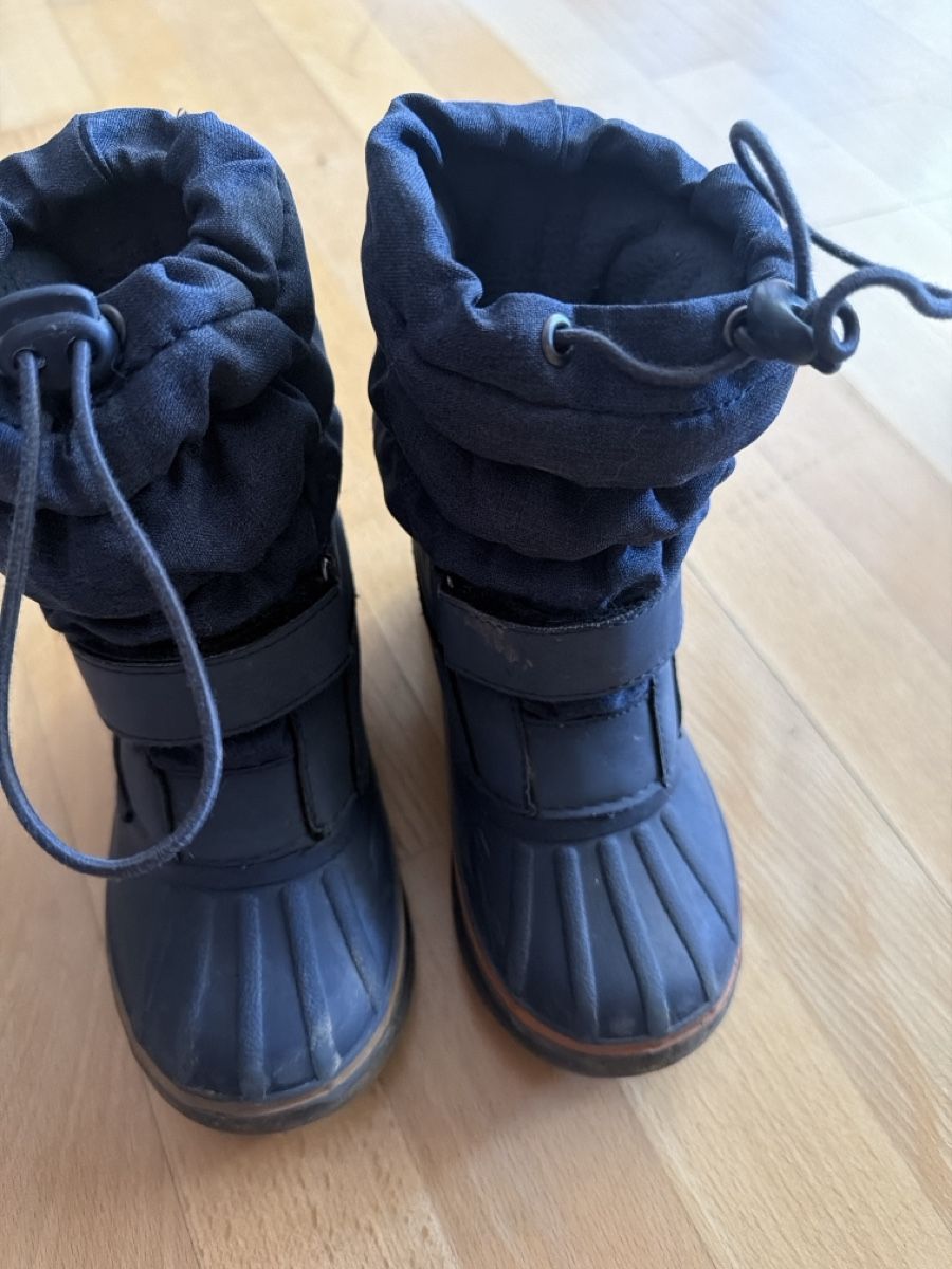 Schuhe für Jungen: Tchibo Kinder Winterstiefel Grösse 26/27 – Gebraucht aus Bergdietikon von R.Pueffke 2
