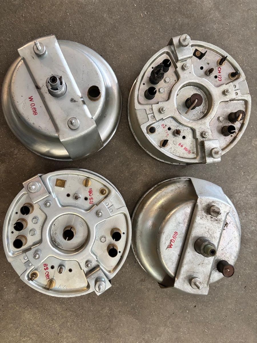 Tutti pezzi di ricambio auto: Opel Blitz  - Ersatzteile TOP! – Usato da Mörschwil venduto da tweety9402 1