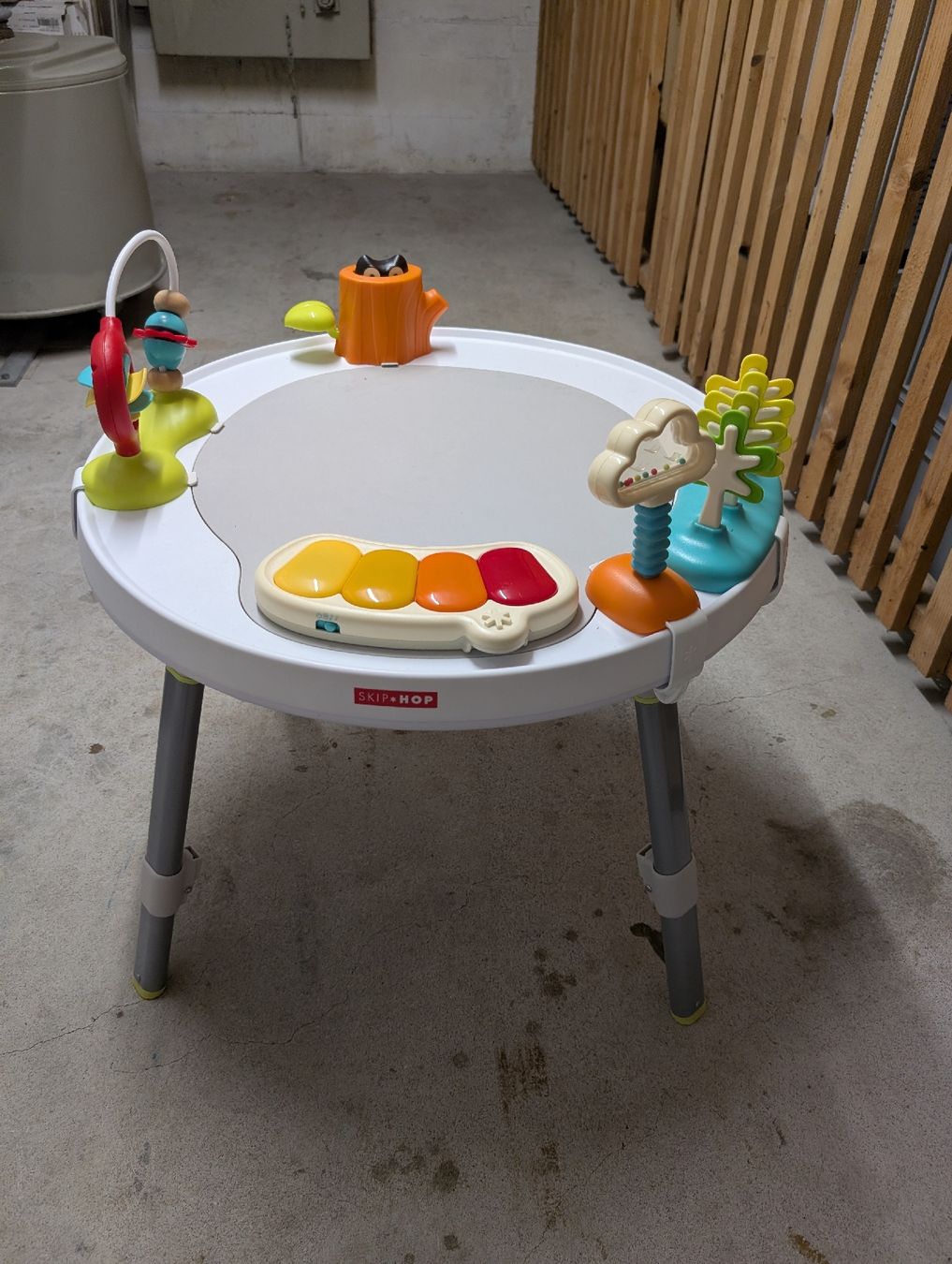 Sdraiette & Sdraiette a dondolo: Skip Hop Activity Center – Usato da Zürich venduto da val_m7b8