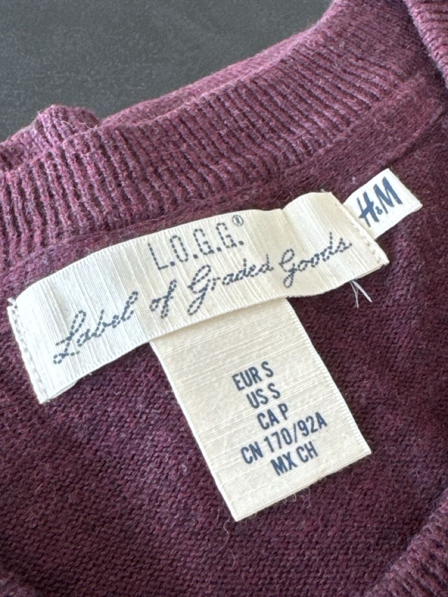 H&M Pullover & Sweatshirts: H&M L.O.G.G. Sweater, Small, Burgundy – Gebraucht aus Zürich von Keller110 1