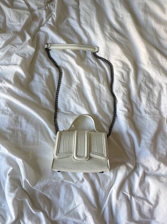 Taschen für Damen: Sac Zara Blanc – Gebraucht aus Genève von aab_t27t