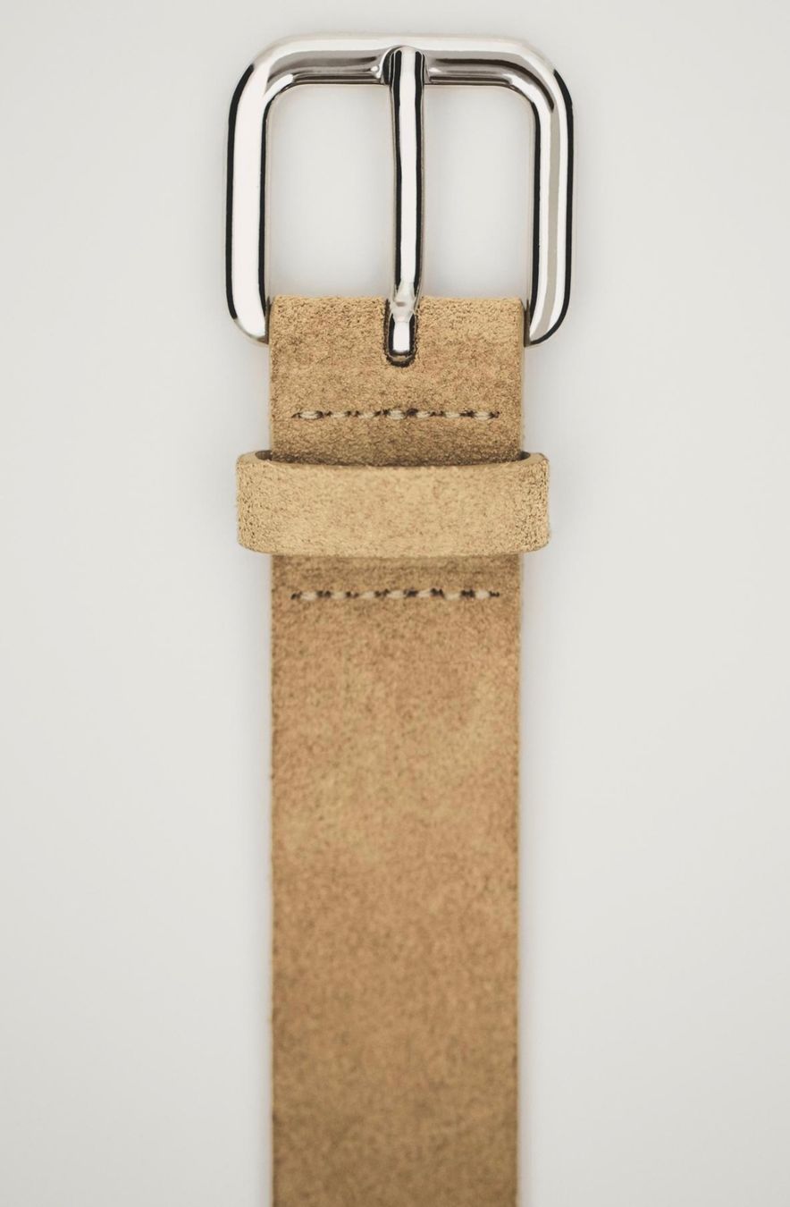 Massimo Dutti Ceintures: Massimo Dutti beige suede belt – D'occasion à Adliswil par nat_7q7l