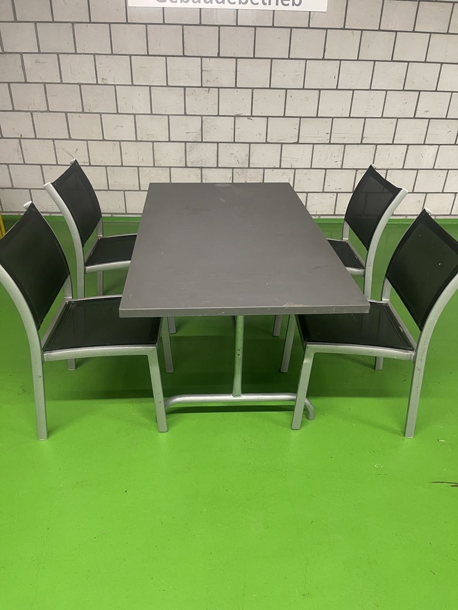 Set di tavolo e panche: Gartentisch mit 4 Stühlen Metall grau – Usato da Bern venduto da versace05 3