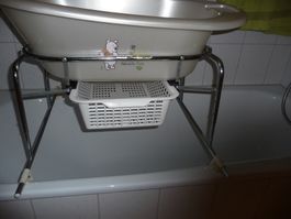 Babybadewännli  mit Gestell Geuther