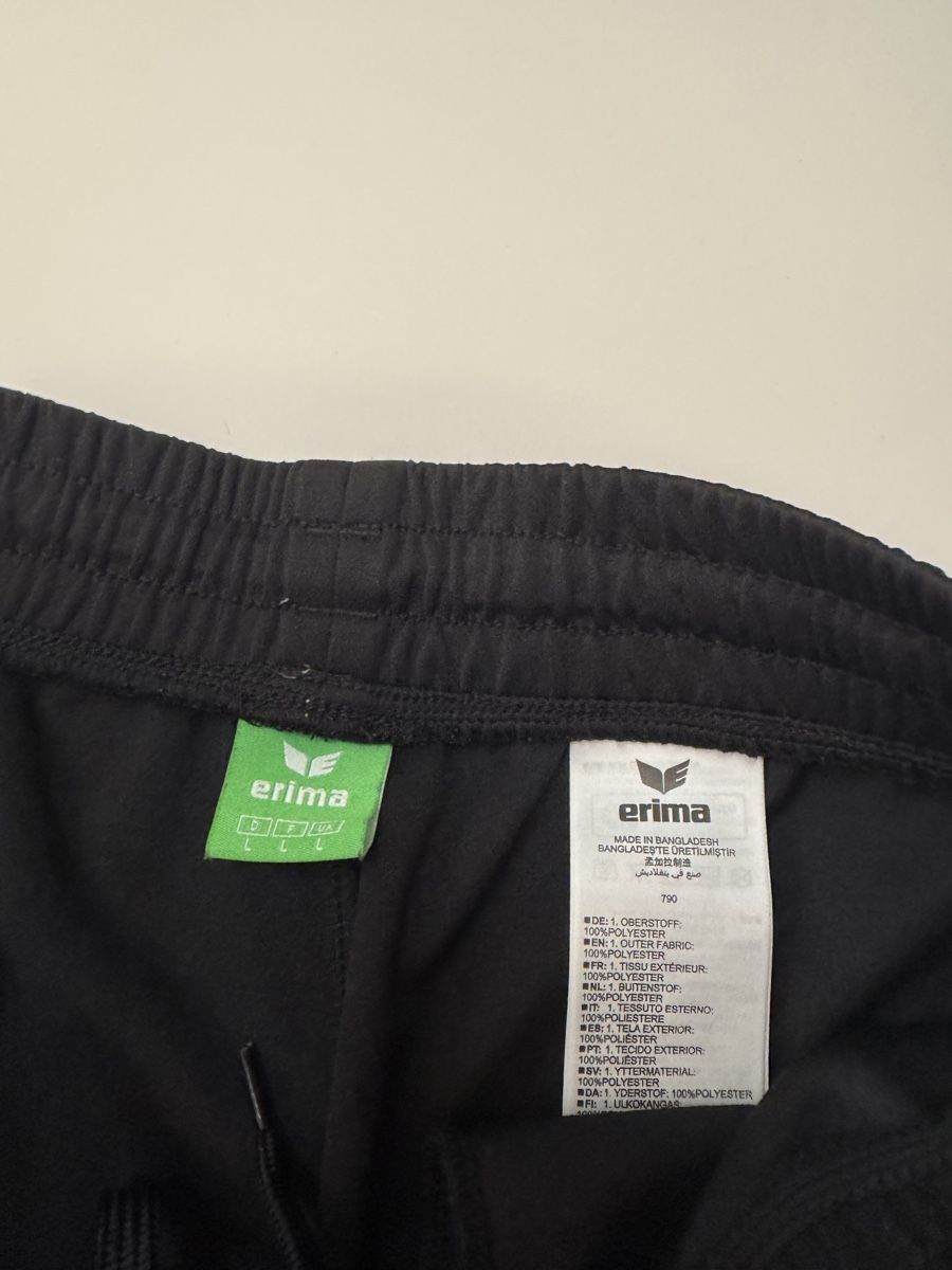 Erima Pantaloni: Erima Trainingsshort Gr. L – Usato da Suhr venduto da Oppel 3