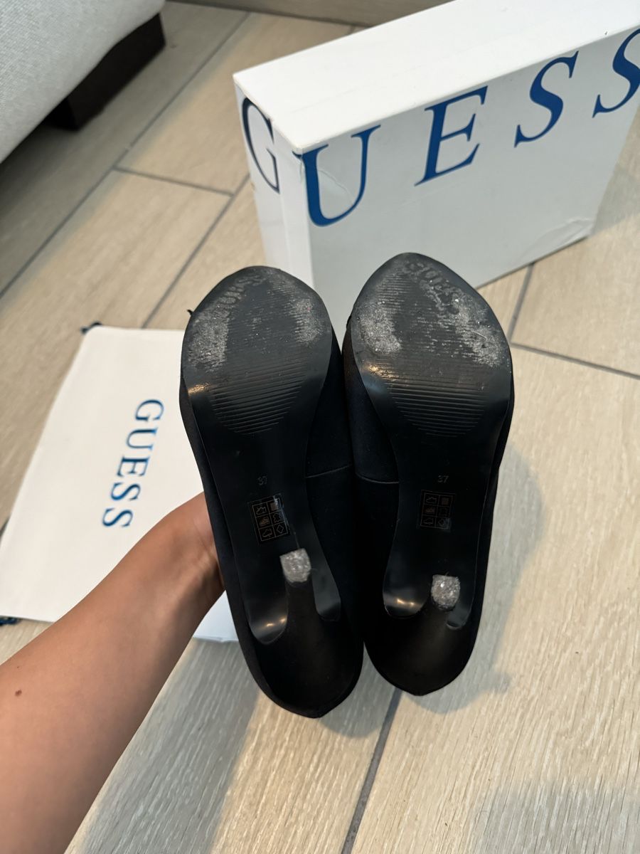 Guess Damenschuhe: Elegante Guess Pumps Schwarz, gr. 37 – Gebraucht aus Granges VS von rvn 3