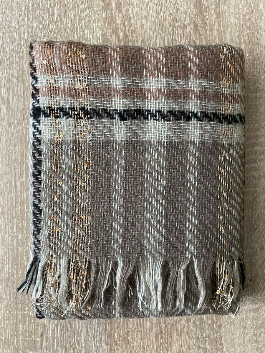 Foulard & Sciarpe: Damen Schal – Usato da Ennenda venduto da mar_kz98 1