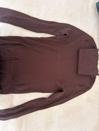 Col roulé Zara côtelé bordeaux, taille S