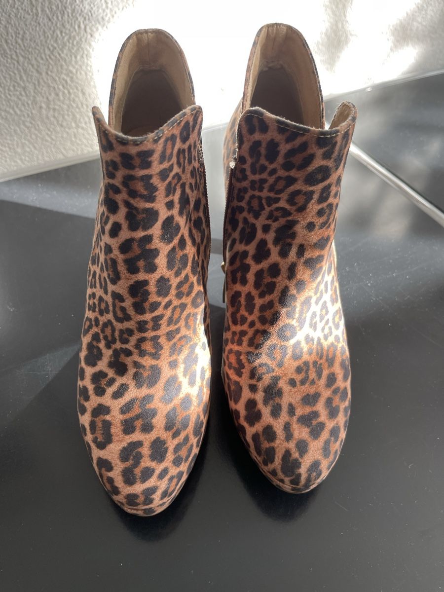Tamaris Scarpe da donna: Stiefeletten Tamaris Leopardenlook – Usato da Muri b. Bern venduto da Lebua2018