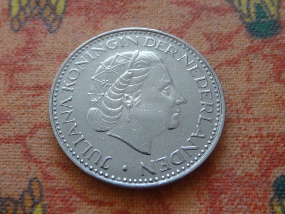Tutti le monete: PAYS-BAS  Nederland  1  Gulden  1969 – Usato da Romanel-sur-Lausanne venduto da Swift13 1