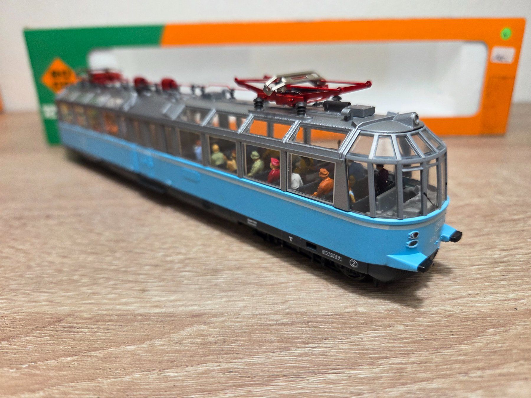 Roco Modellini di ferrovie: Roco 43930 Triebwagen BR 491 DB H0 – Usato da St-Aubin-Sauges venduto da Lo_Go 3
