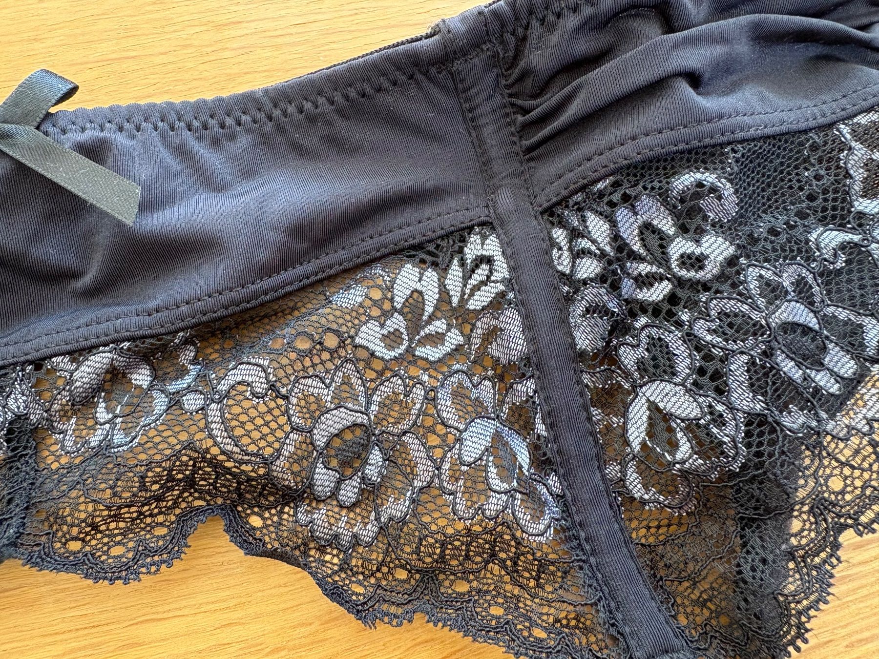 C&A Altra biancheria intima: Strumpfhalter verstellbar Spitze/Silikon/Satin,NEU – Nuovo (secondo la descrizione) da Siblingen venduto da Vany_McDougall 2